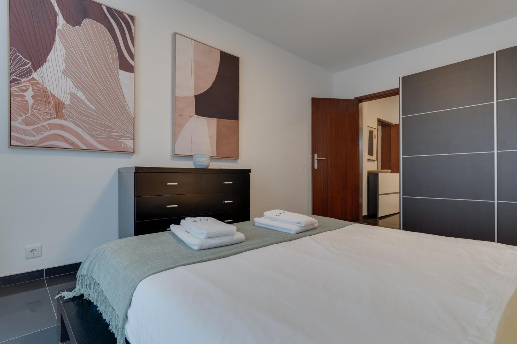 Portola Penthouse Apartment ฟุงชาล ภายนอก รูปภาพ